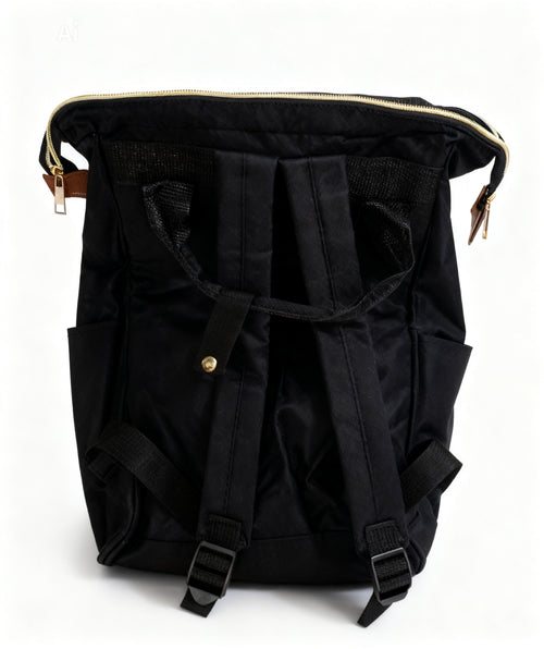 Backpack - Living Traveling Share